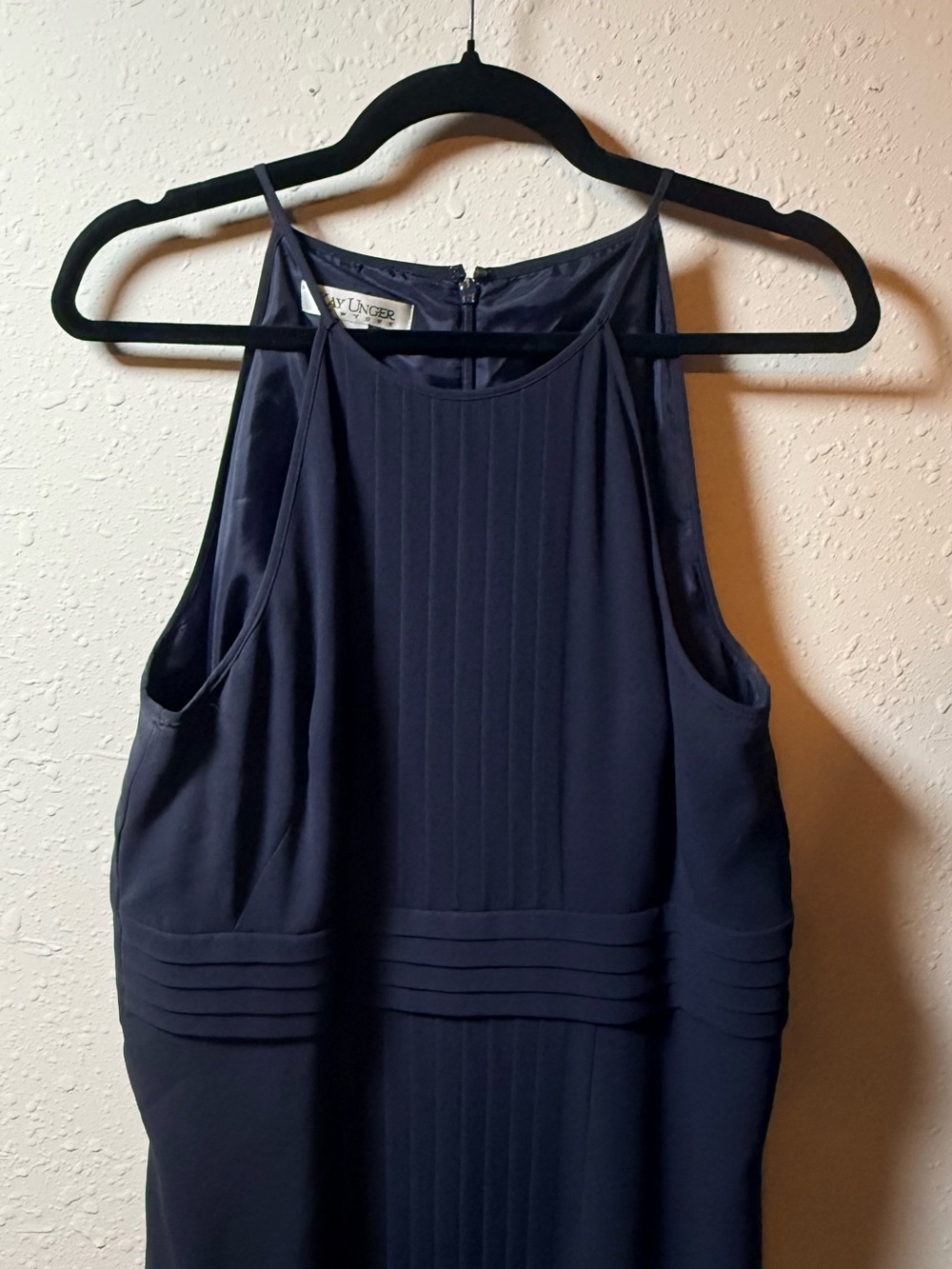 Kay Unger New York Navy Pleated Cocktail Dress Size 12 Sleeveless Midi Formal - Picture 3 of 10